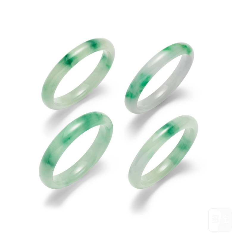 二十世紀 翠玉鐲四件 | FOUR JADEITE BANGLES